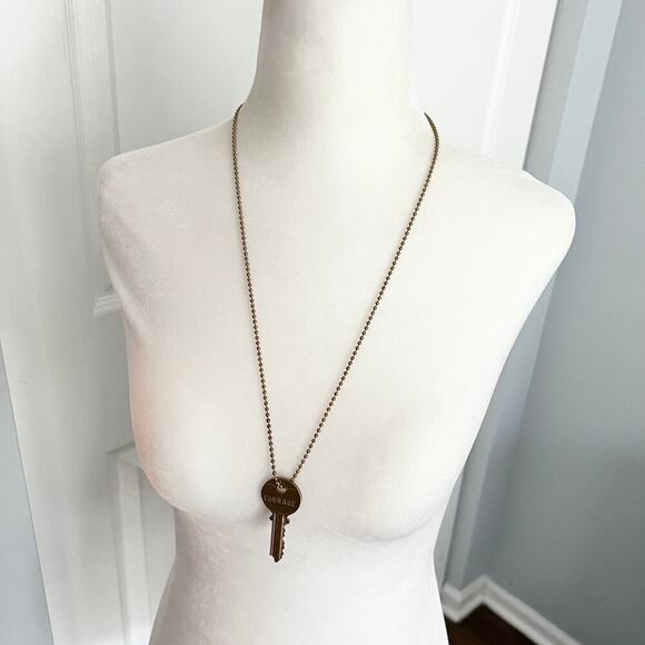 The Giving Keys Courage Key Pendant Chain Necklace - Picture 1 of 4